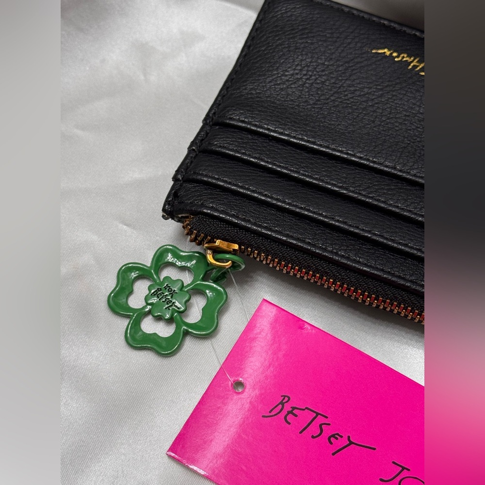 NWT🇮🇪Betsey Johnson Irish Festive St Patrick’s Day Wallet - Picture 5 of 6